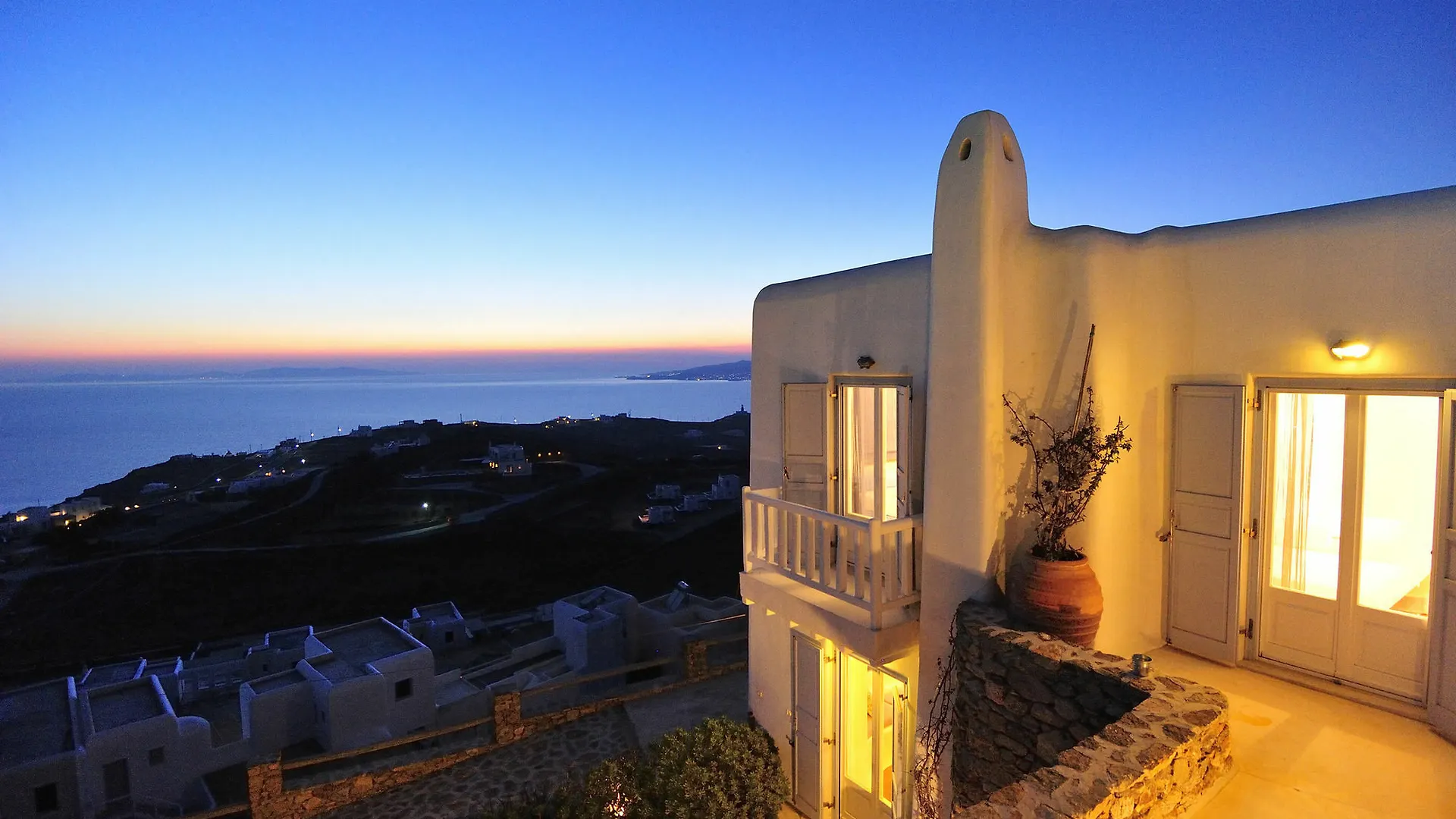 Mermaid Luxury Villas - Adella Fanari